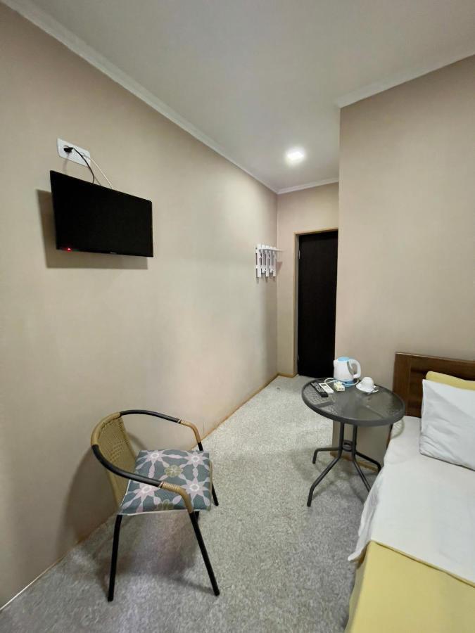 Hotel Maria Tbilisi Bagian luar foto