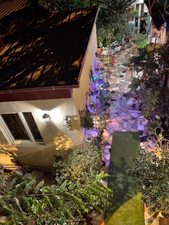 Hotel Maria Tbilisi Bagian luar foto